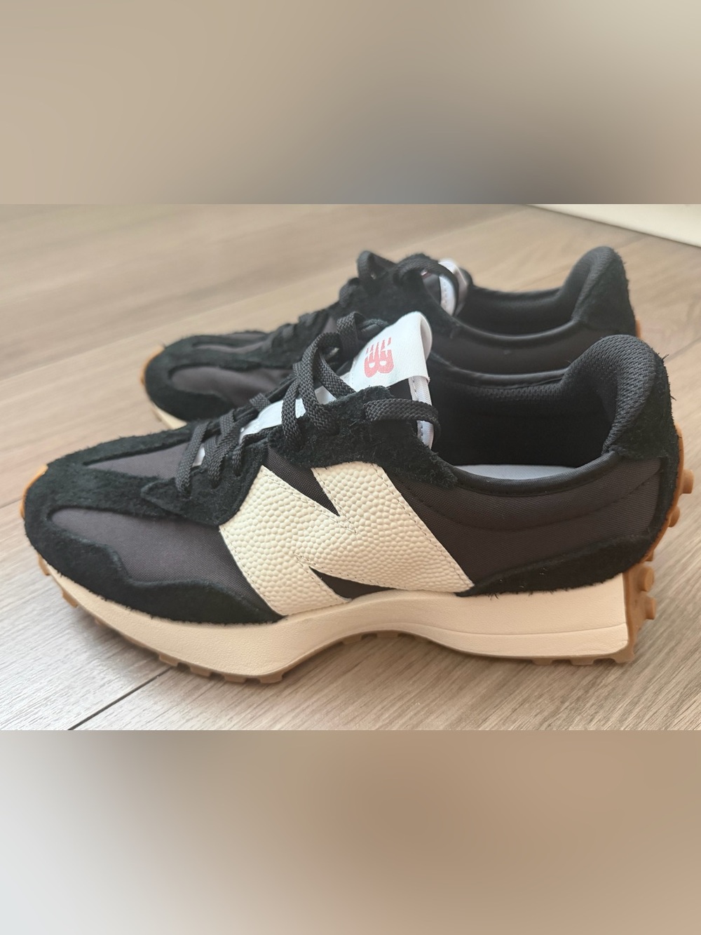 New Balance Black & Cream Textured 'N' Runner Sneakers